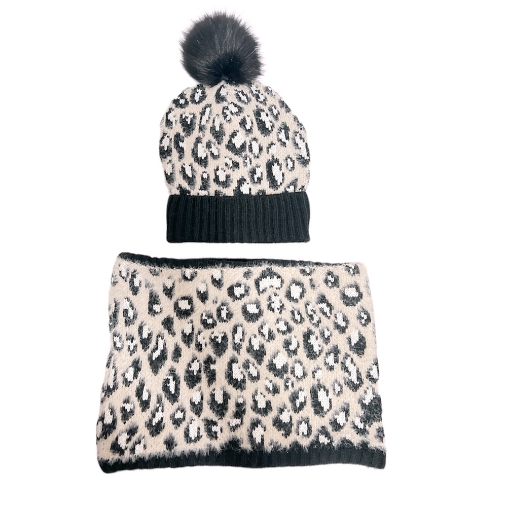 CATO Dusty Pink Cheetah Print Winter Beanie Neck Scarf Set (Acc-1) - Picture 2 of 5